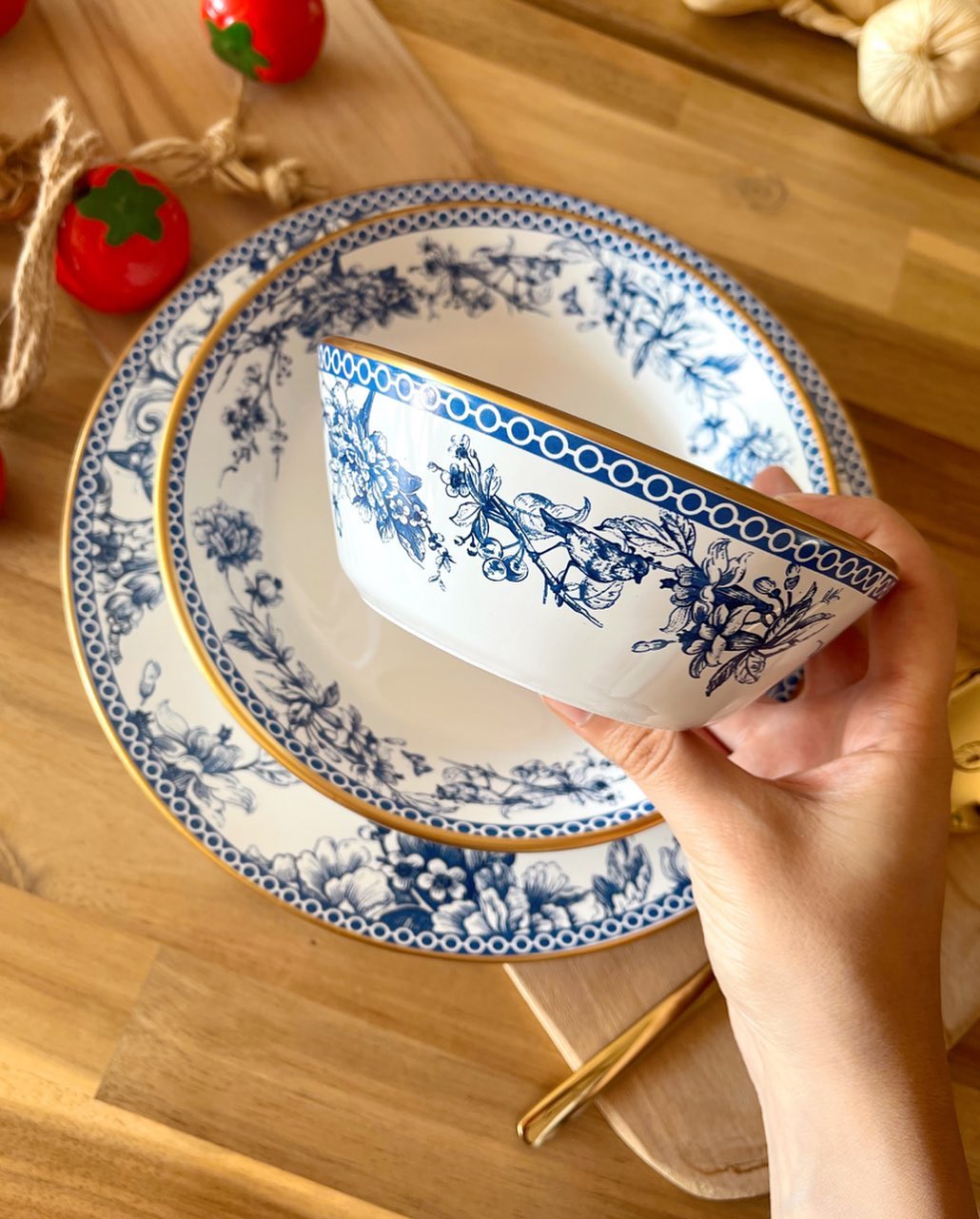 سرویس غذا خوری blue spring