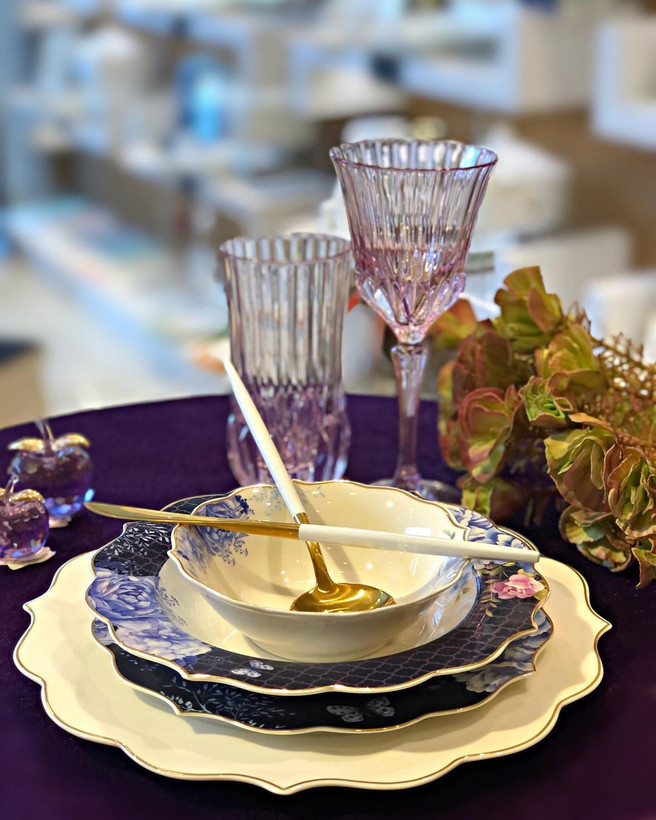 سرویس غذا خوری شش نفره 24 پارچه