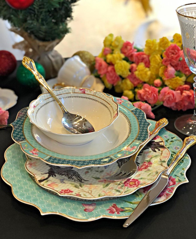 سرویس غذا خوری شش نفره 24 پارچه