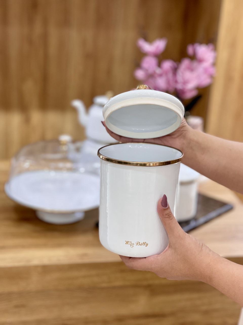 ست پذیرایی از کالکشن White Pearl محصول miss betty ترکیه