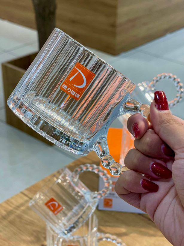 ماگ و فنجان دسته حلقه منجوقی deli