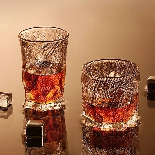 لیوان دفرمه یخی deli