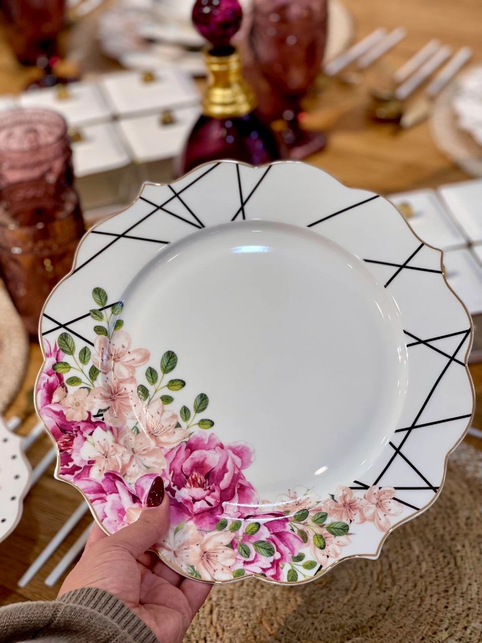 شارژ مجدد سرویس غذا خوری شش نفره 24 پارچه محصول pink&more ترکیه