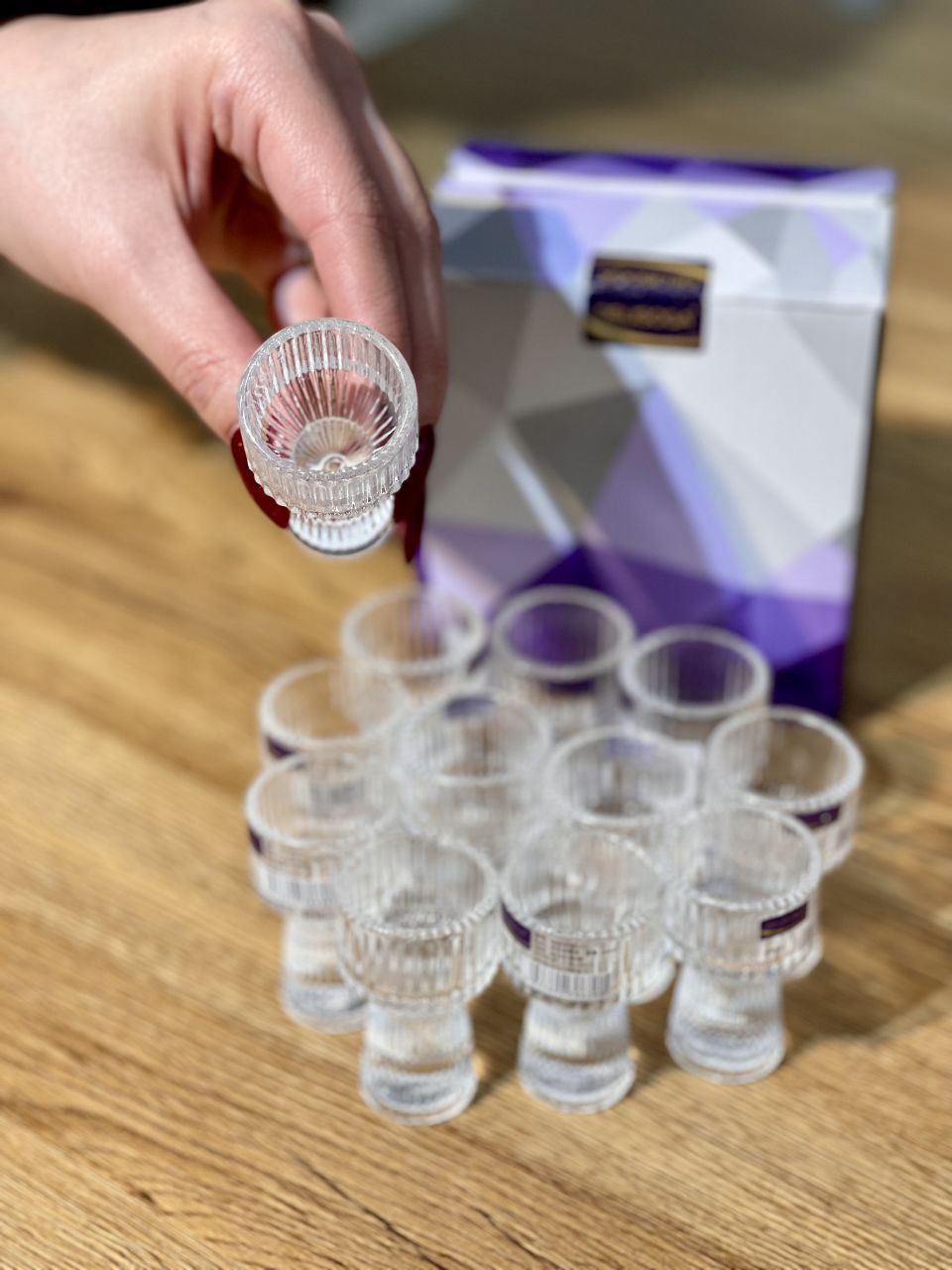 شات 12 تایی پایه دار محصول وارداتی Deli glass