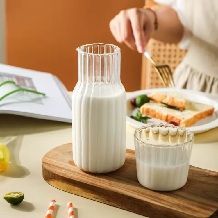 پارچ شب پیرکس شیاردار محصول وارداتی