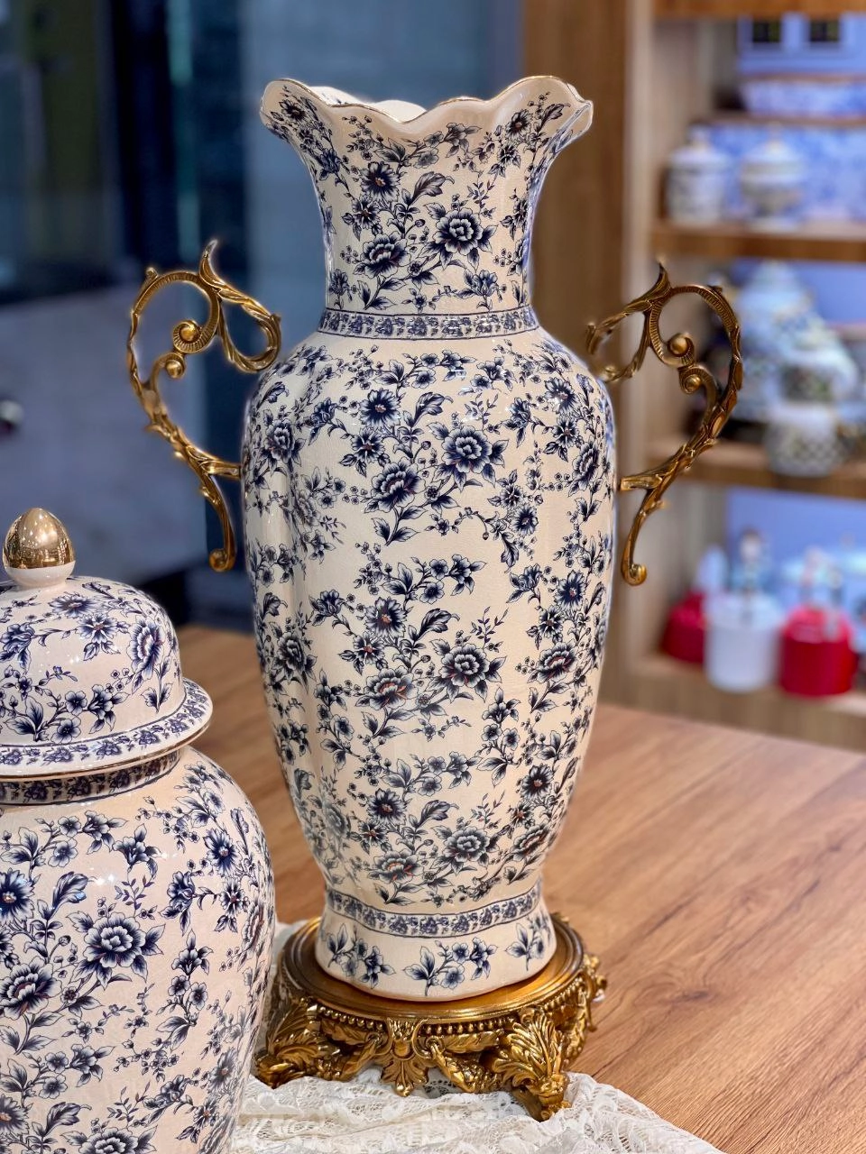 جینجر و گلدان کنار سالنی Vintage blue محصول وارداتی