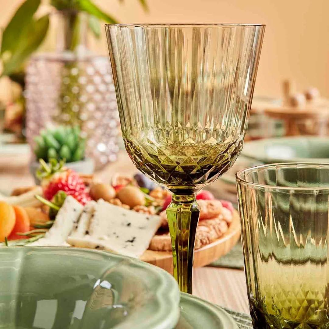 ست لیوان و گیلاس Colore محصول Bella maison ترکیه