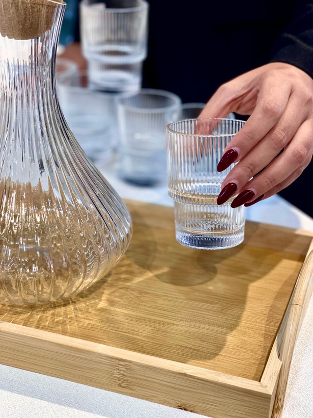 تنگ و نیم لیوان تراشدار Separate محصول وارداتی Deli Glass