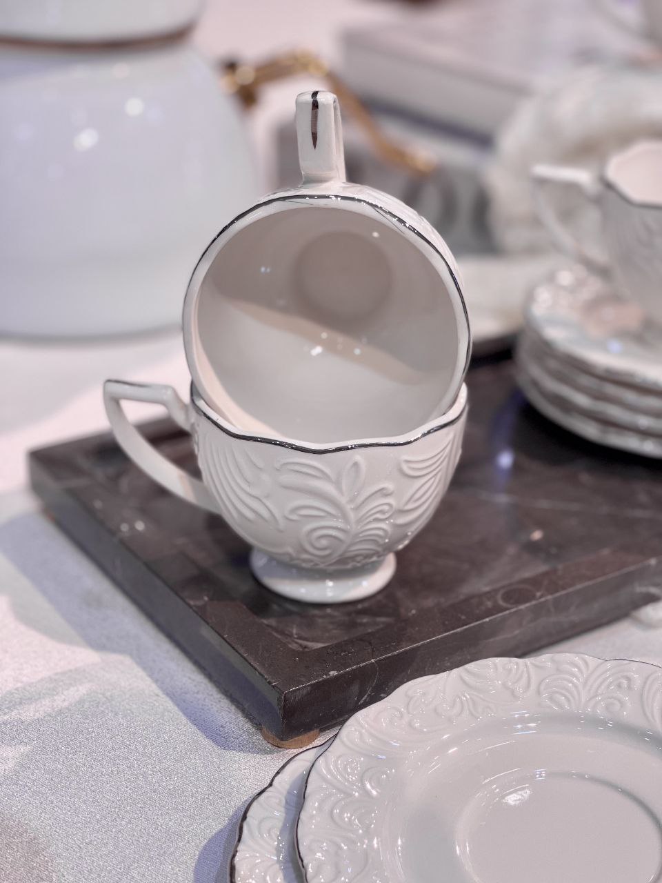 فنجان نعلبکی چای خوری گل برجسته محصول وارداتی