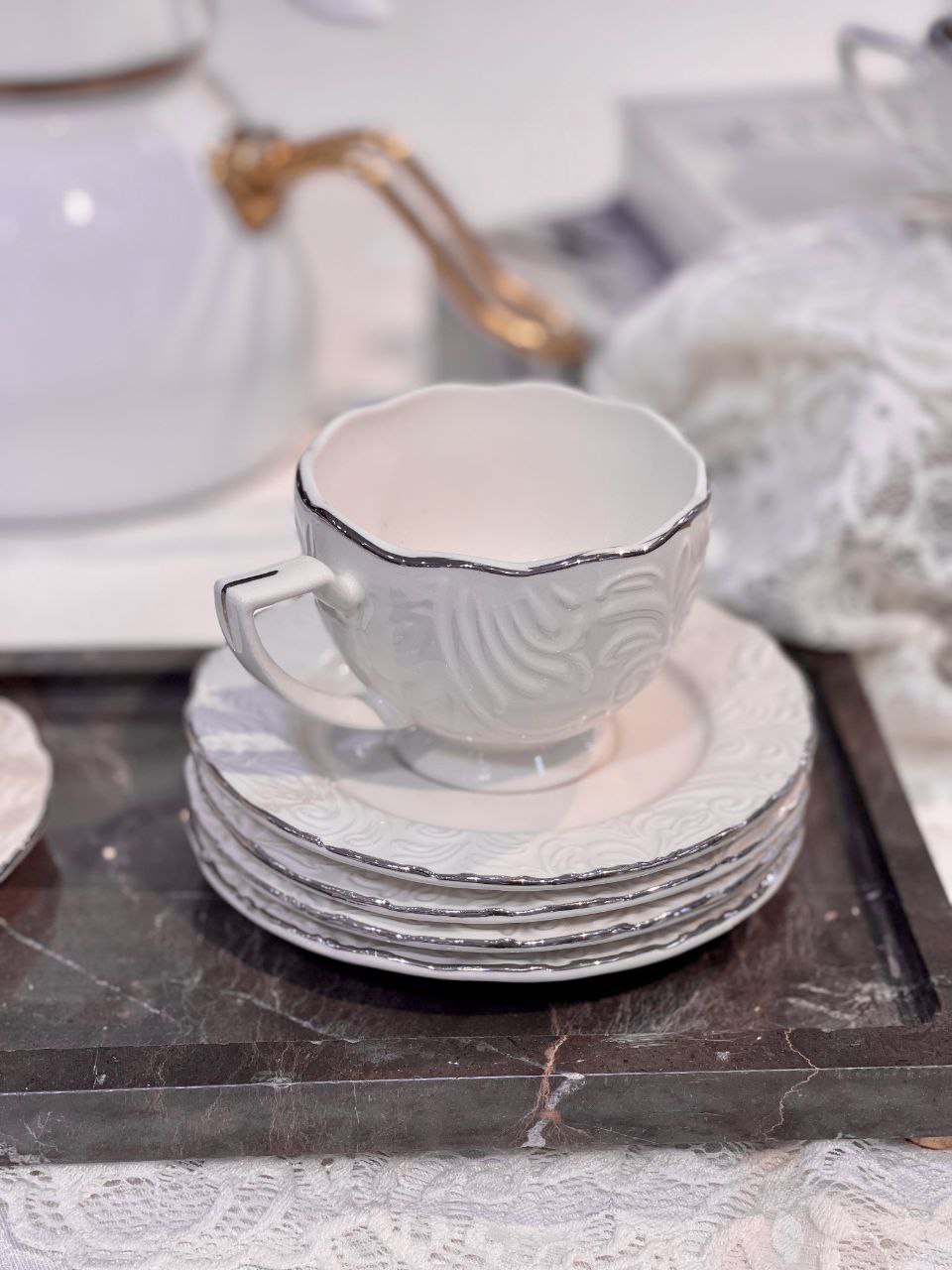 فنجان نعلبکی چای خوری گل برجسته محصول وارداتی