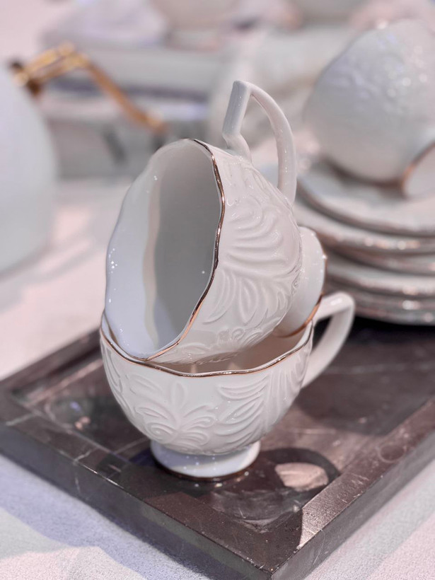 فنجان نعلبکی چای خوری گل برجسته محصول وارداتی