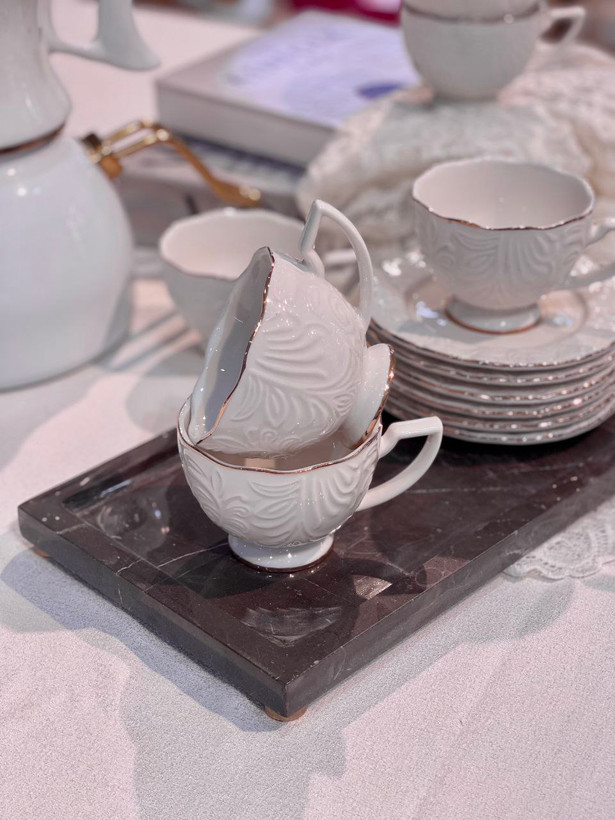 فنجان نعلبکی چای خوری گل برجسته محصول وارداتی
