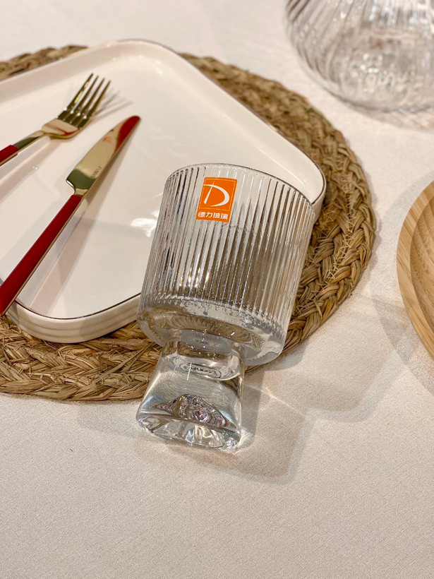 دسر خوری شیادار کوه یخ محصول وارداتی Deli Glass