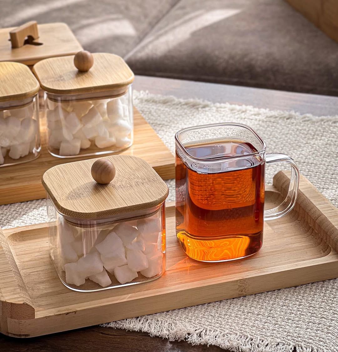 فنجان پیرکس مربعی محصول وارداتی deli glass