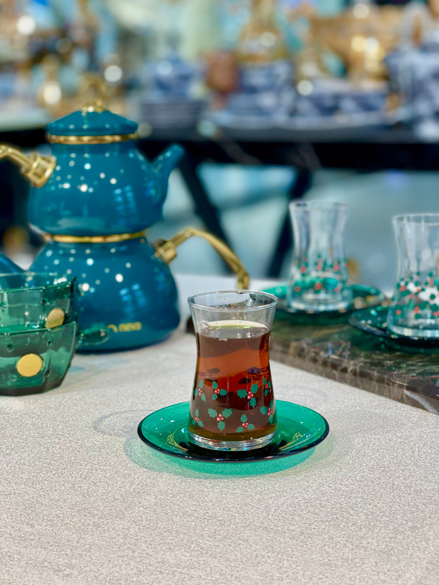 فنجان و نعلبکی چای خوری هشت پارچه merry mix محصول پاشاباغچه ترکیه