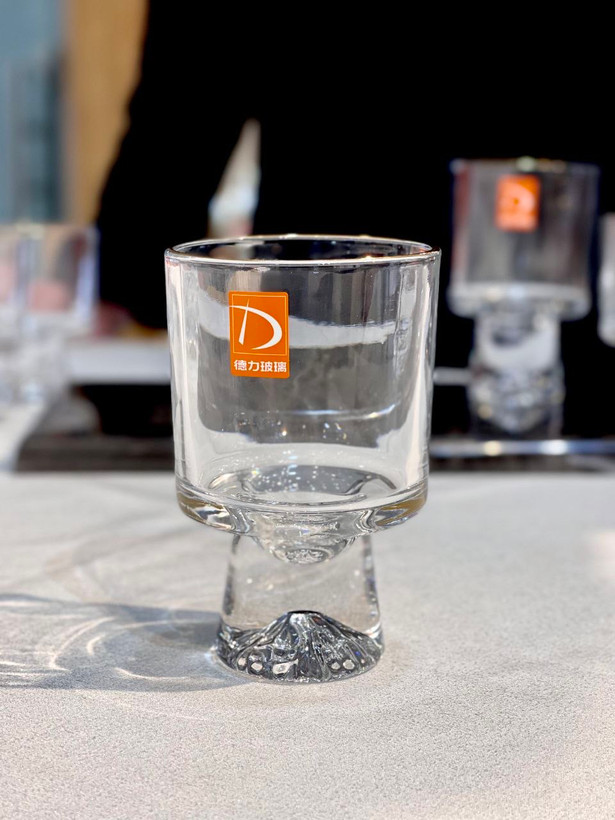 دسر خوری پایه کوه یخ لب طلا محصول وارداتی Deli Glass