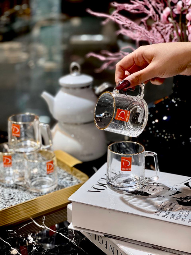 پر فروش ترین فنجان لب طلا محصول وارداتی Deli glass