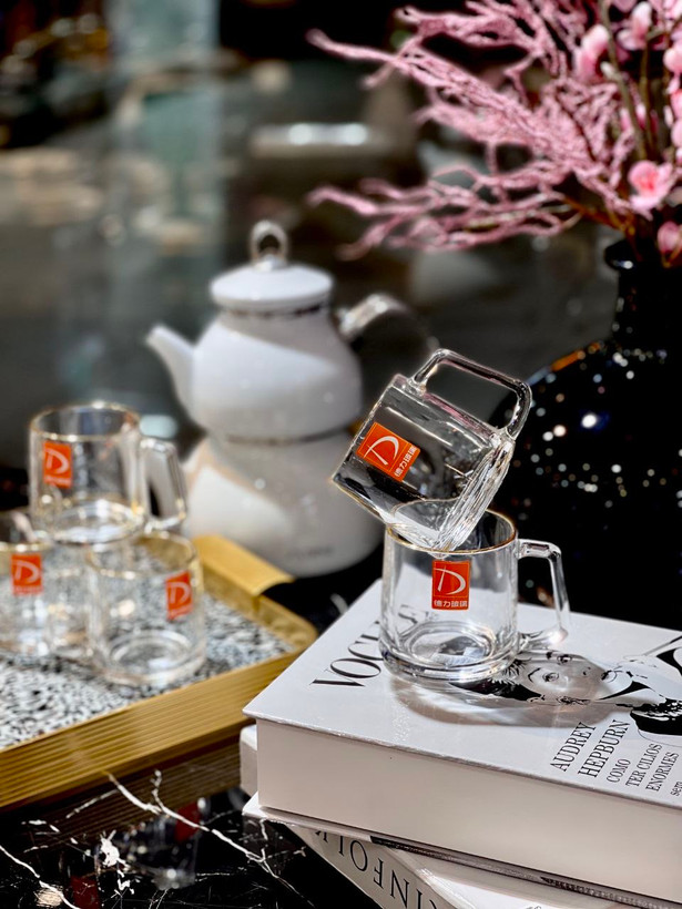 پر فروش ترین فنجان لب طلا محصول وارداتی Deli glass