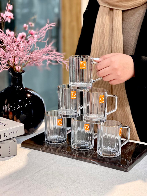ماگ و فنجان لب طلا mu line محصول وارداتی Deli Glass