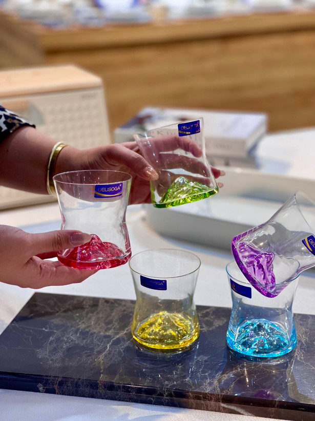 نیم لیوان کوه یخ رنگی محصول وارداتی Deli Glass