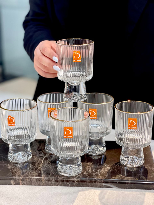 دسر خوری شیاردار پایه کوه یخ لب طلا Deli Glass