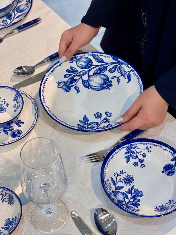 سرویس غذا خوری شش نفره قلم آبی