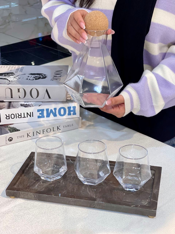 تنگ و نیم لیوان شش ضلعی وارداتی Deli Glass