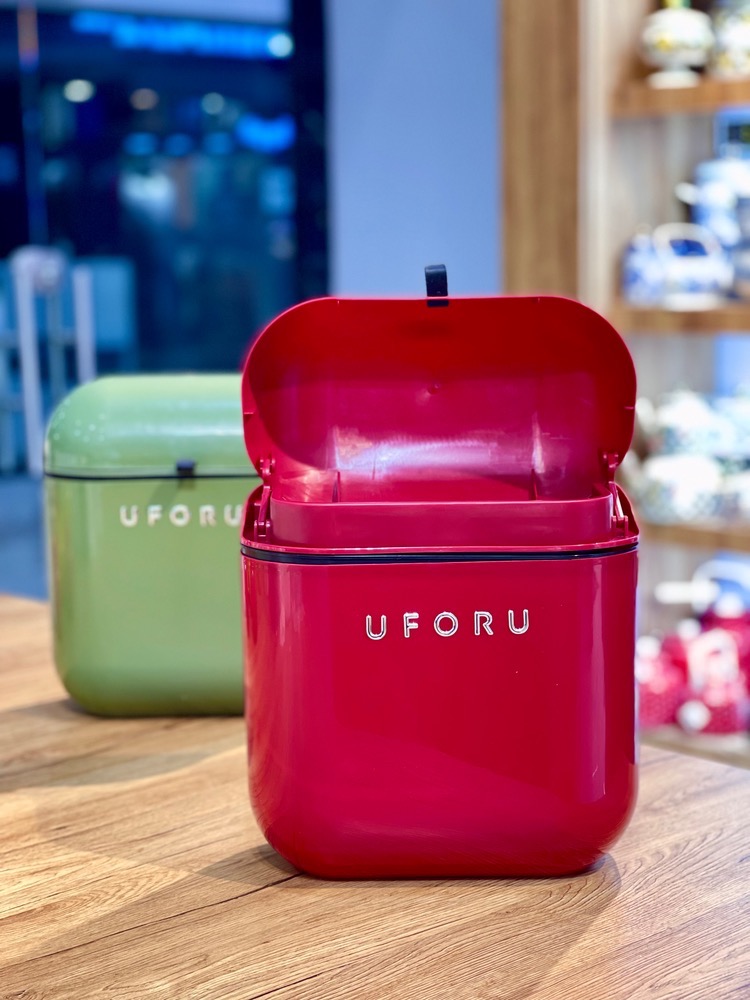 سطل و باکس کابینتی و کنار تخت UFORU