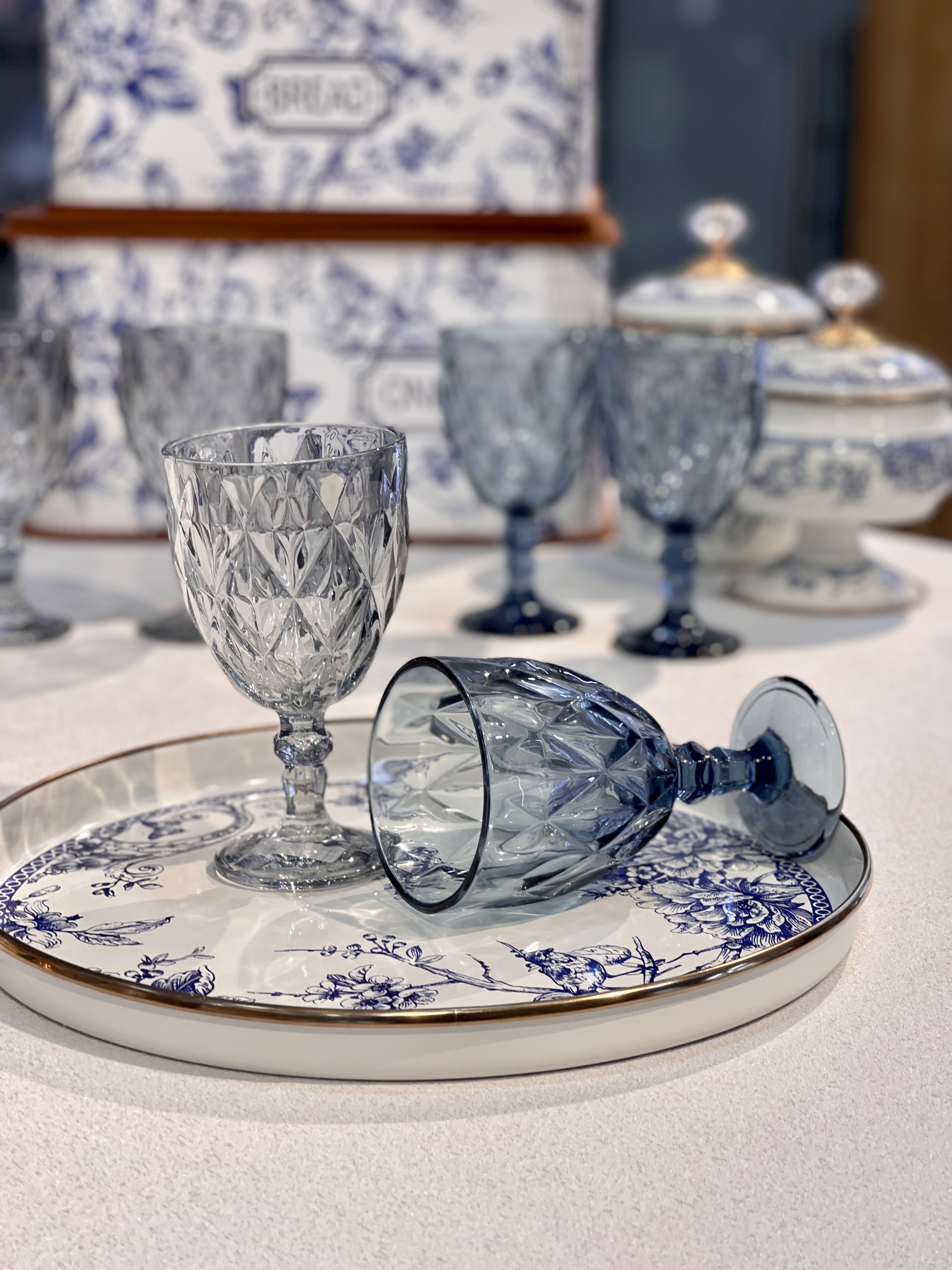 گیلاس رنگی DIAMOND محصول وارداتی Deli glass