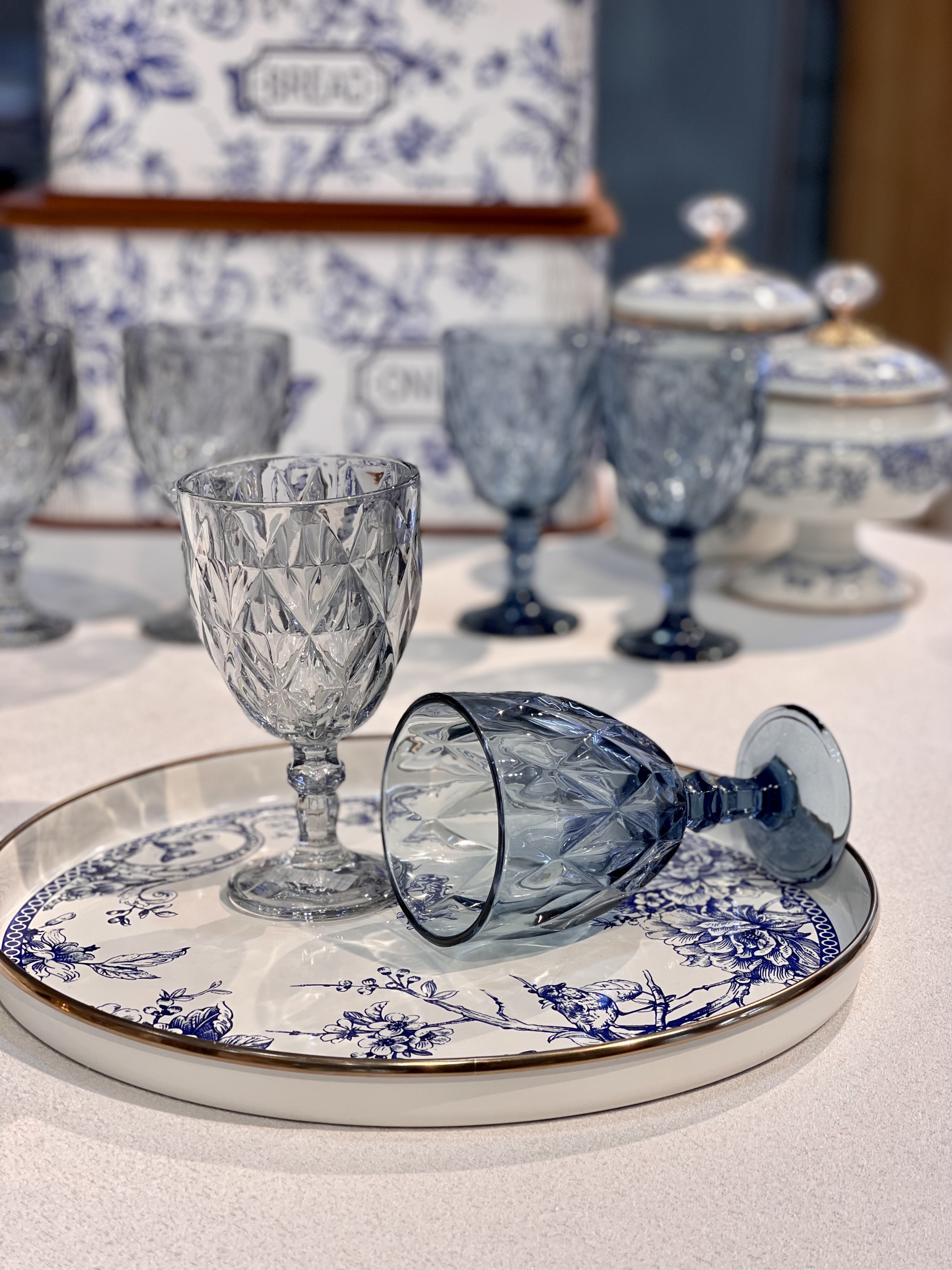 گیلاس رنگی DIAMOND محصول وارداتی Deli glass