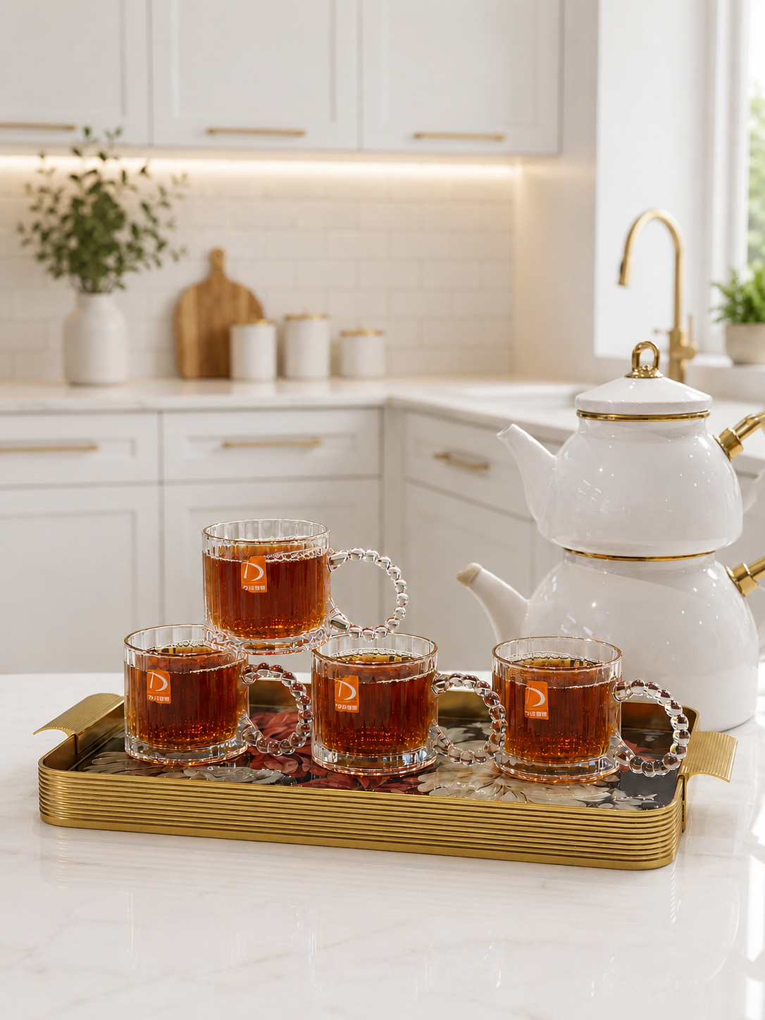 ماگ و فنجان دسته حلقه منجوقی لب طلا محصول وارداتی Deli Glass