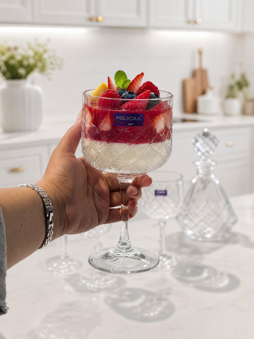 دسر و بستنی خوری دیواره بلند Reese محصول وارداتی Deli Glass