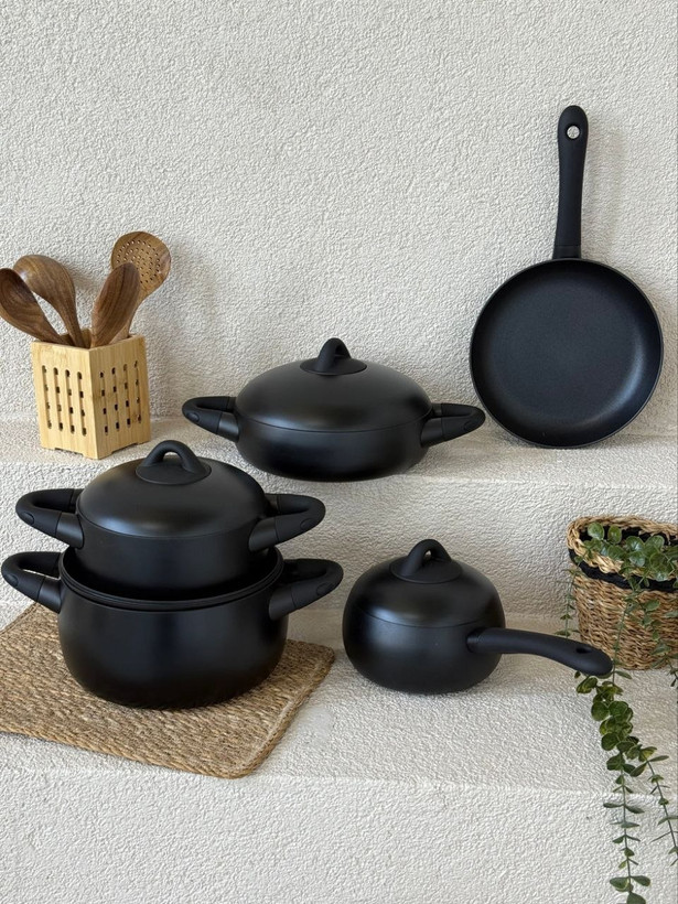 سرویس قابلمه تمام چدنی Black stone Dolçe محصول arow ترکیه