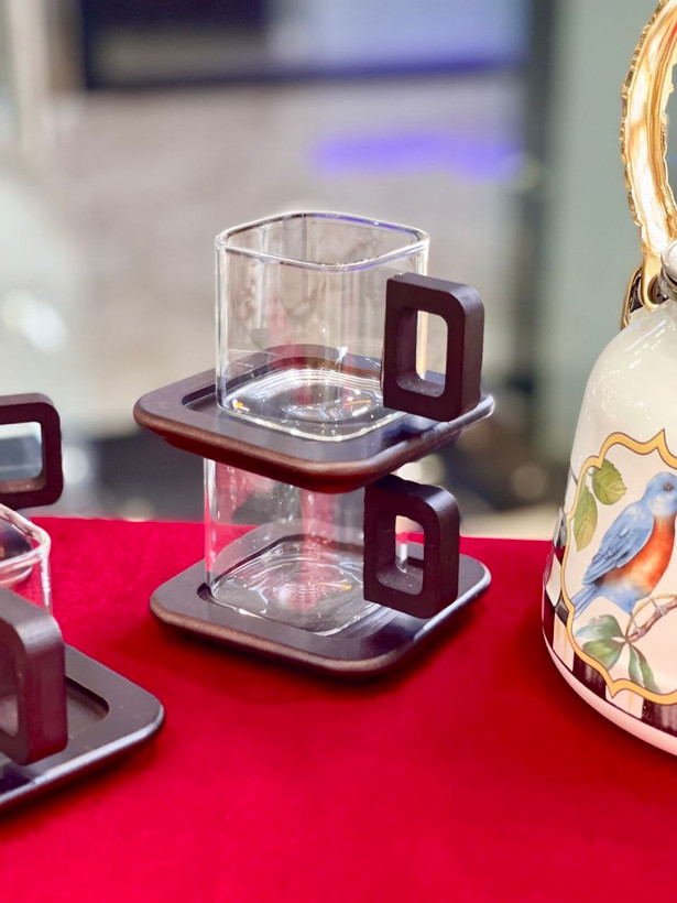 فنجان نعلبکی پیرکس مربعی